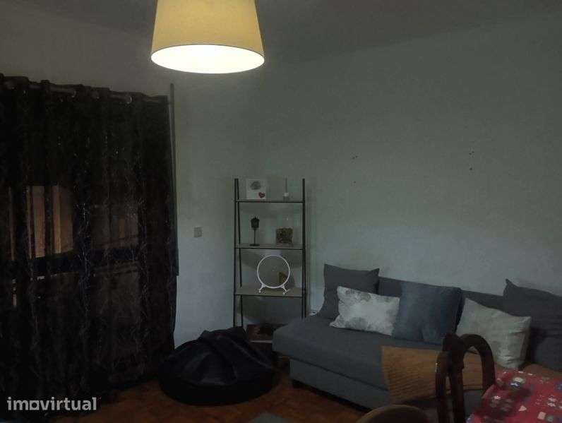 Casa para arrendar - Grande imagem: 2/8