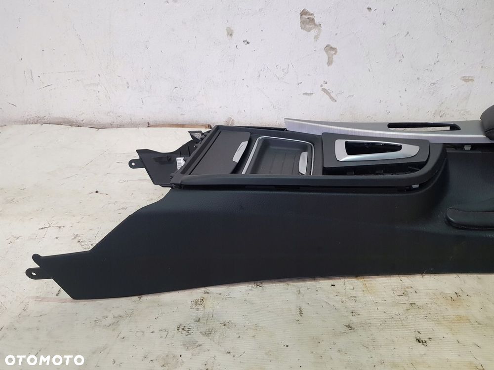 TUNEL ŚRODKOWY SKÓRA BMW F30 F31 EUR AUX USB - 4