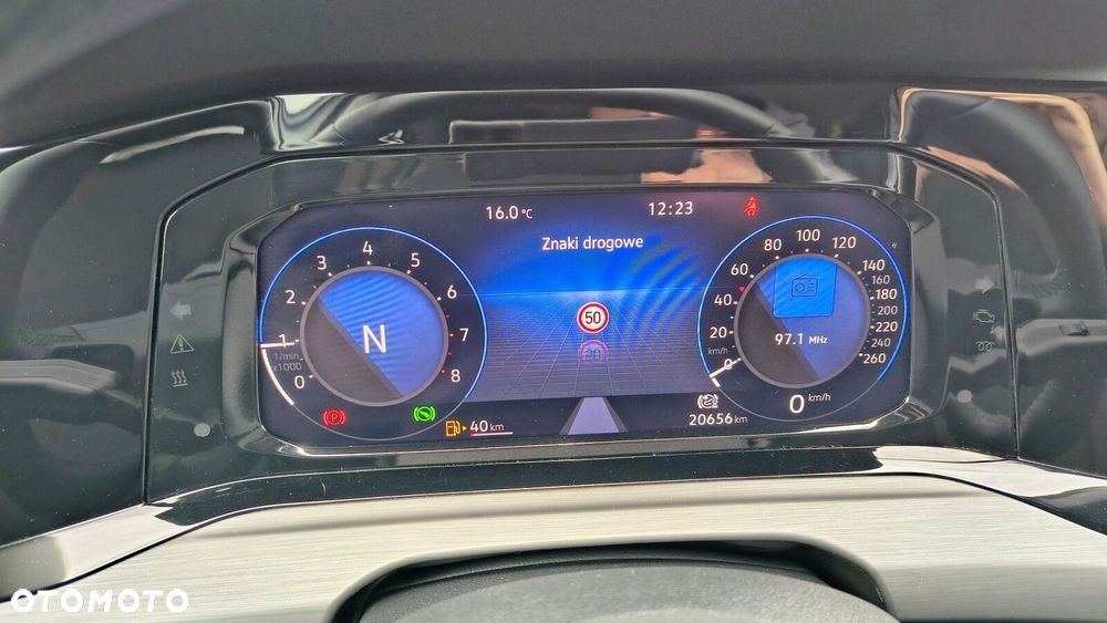 Volkswagen Golf 1.5 eTSI EVO Style DSG - 14
