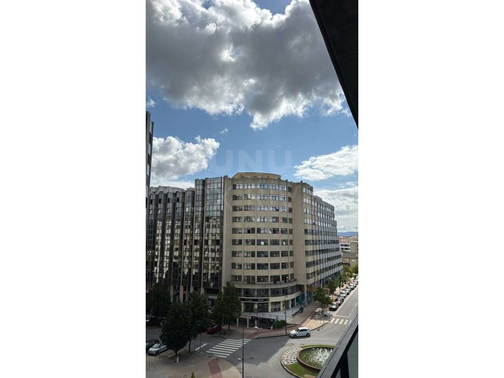 Apartamento T3 - Centro de Valença - Grande imagem: 3/11