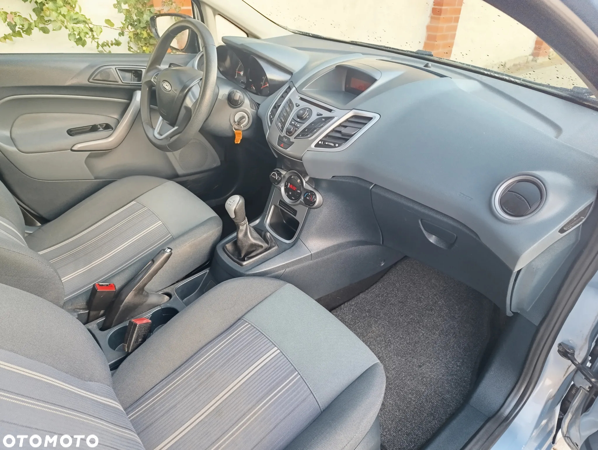 Ford Fiesta 1.25 Ambiente - 17