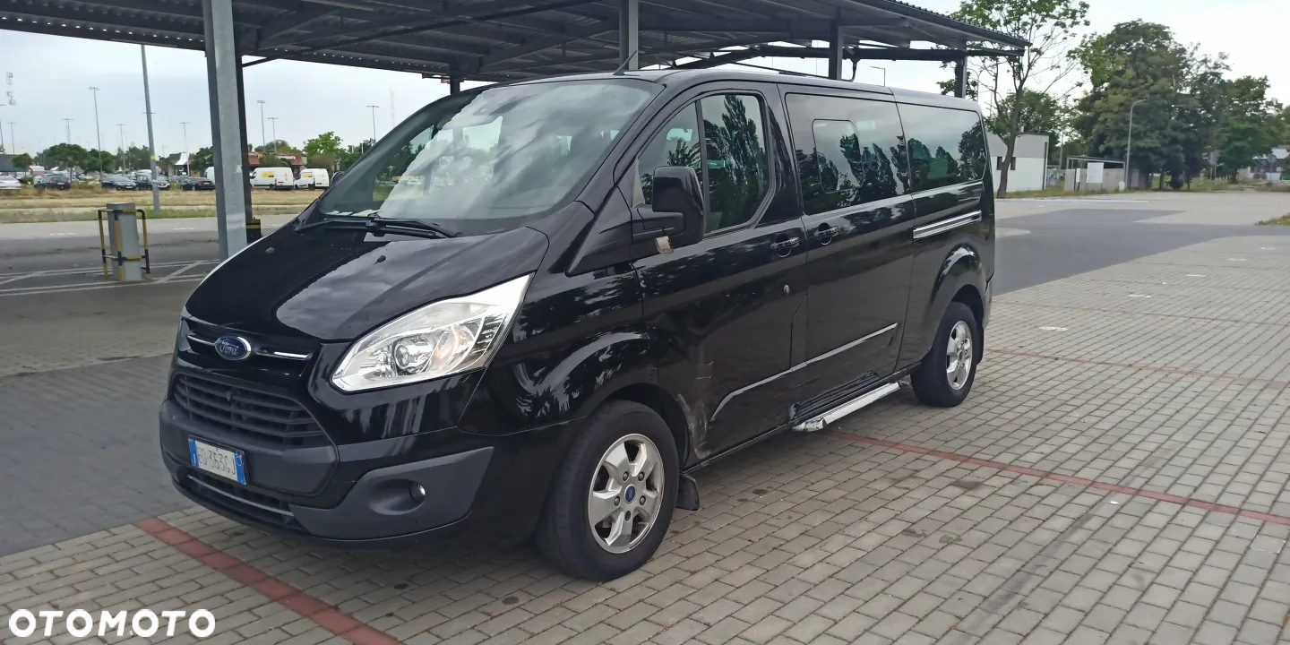 Ford Tourneo Custom - 4
