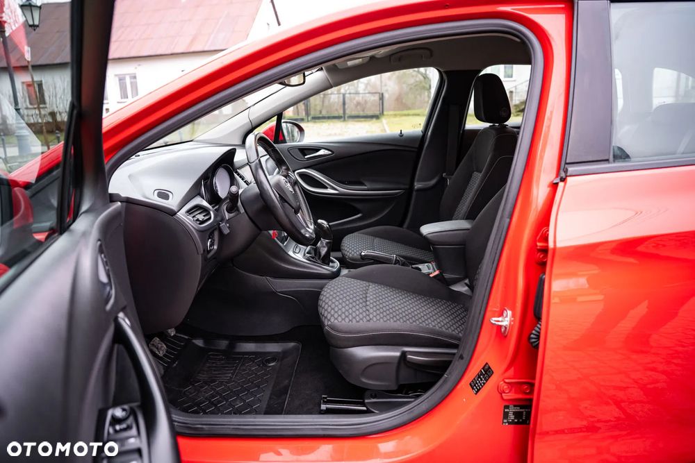 Opel Astra 1.6 CDTI Elite - 11