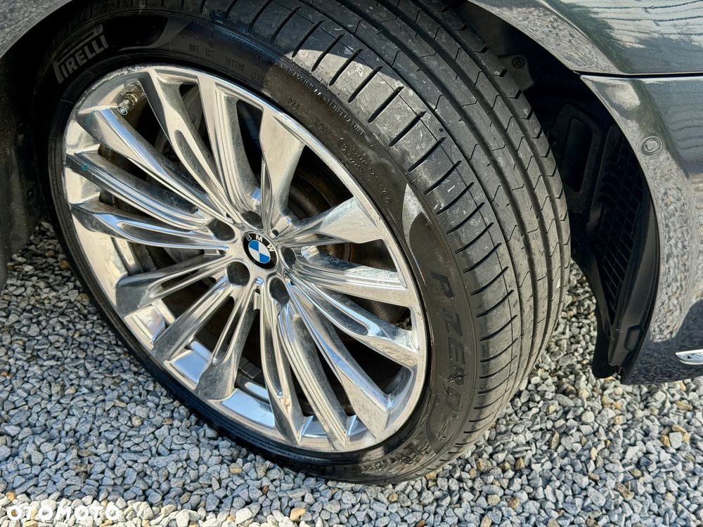 BMW Seria 7 750i xDrive Edition Exclusive - 36