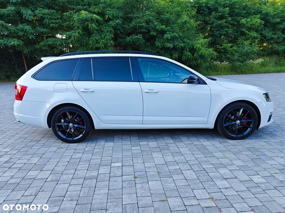 Skoda Octavia 2.0 TDI RS Challenge DSG - 15