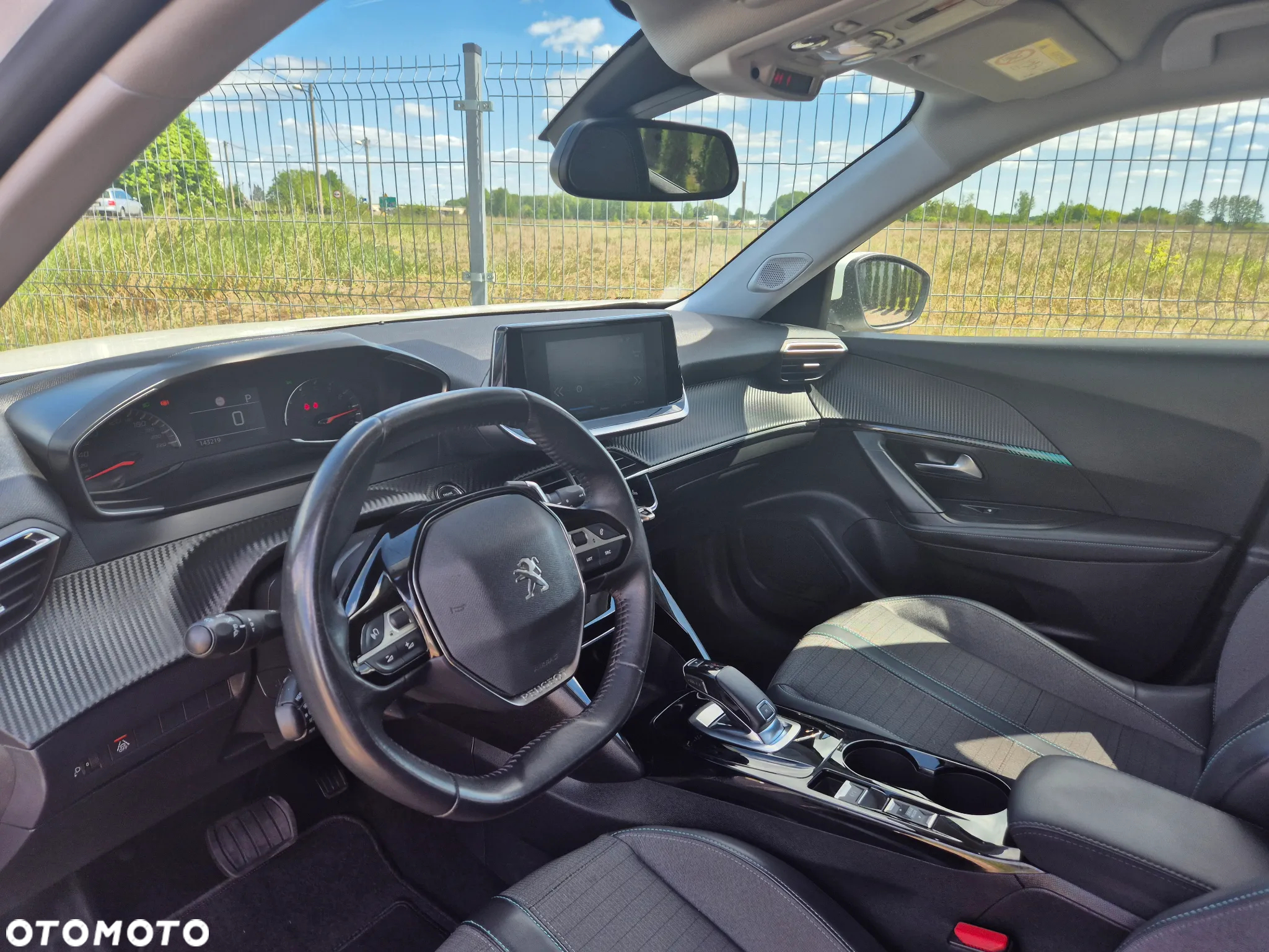 Peugeot 2008 BlueHDi 130 Allure S&S EAT8 - 25
