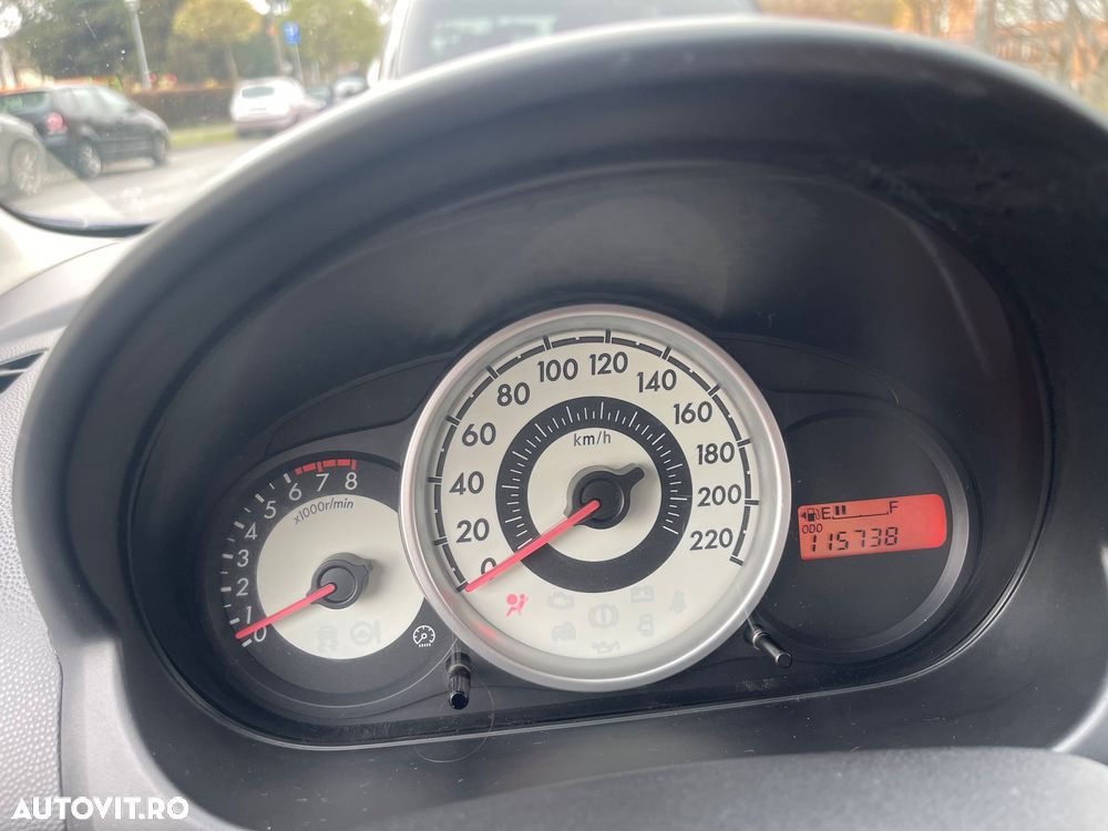 Mazda 2 1.3i TE Plus - 12