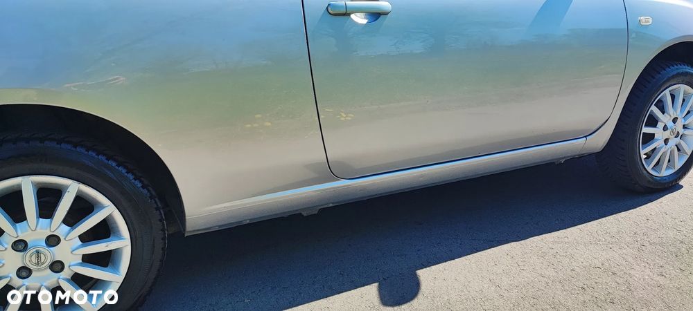 Nissan Micra 1.2 edition 25 Jahre - 20