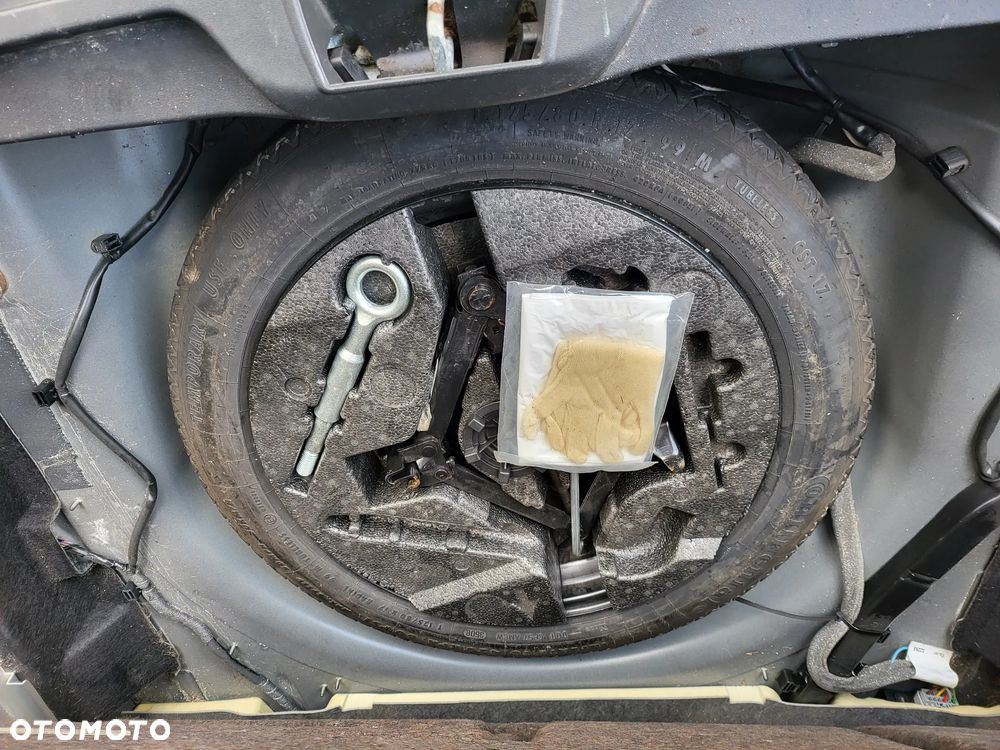 Volvo V70 2.5T Summum - 31