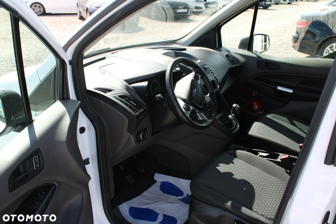 Ford Transit Connect - 14