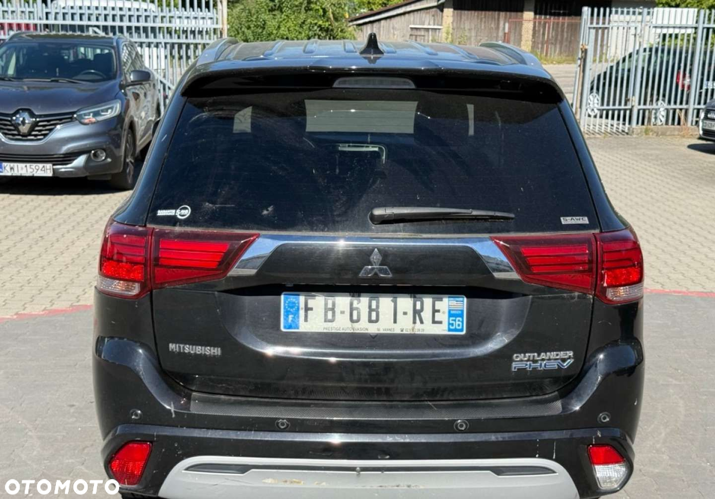 Mitsubishi Outlander - 21