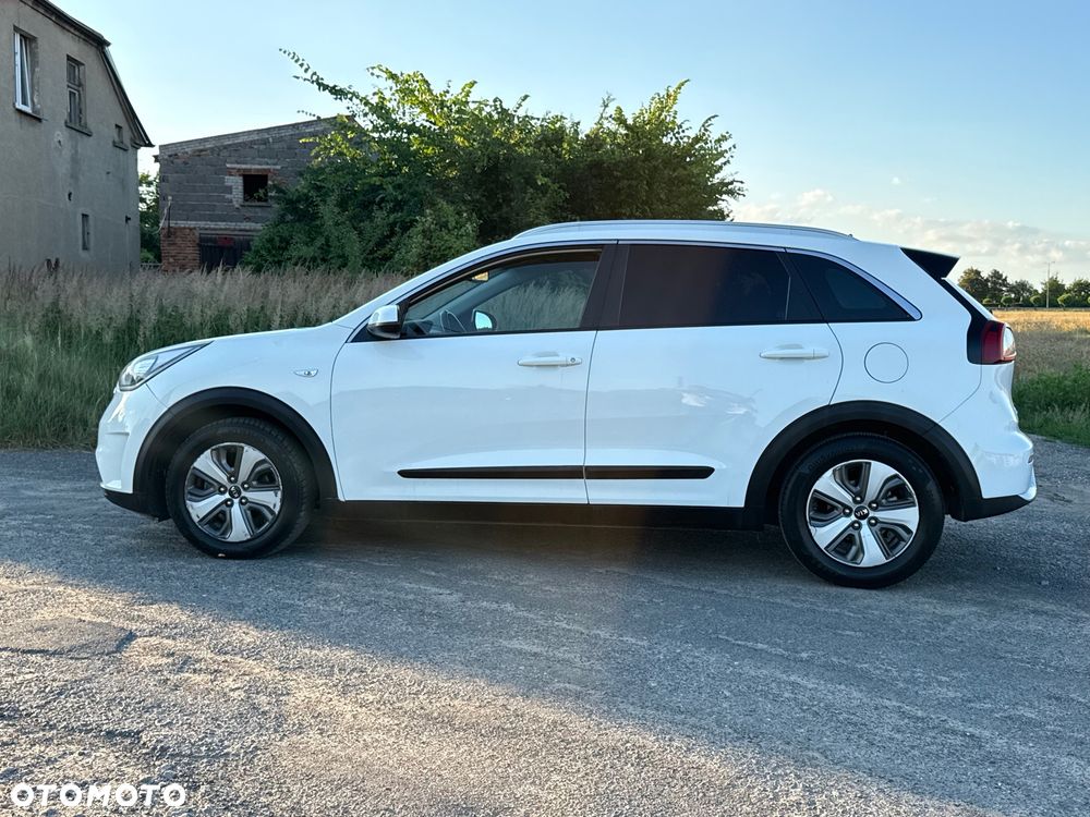 Kia Niro 1.6 GDI Hybrid L Business Line - 9