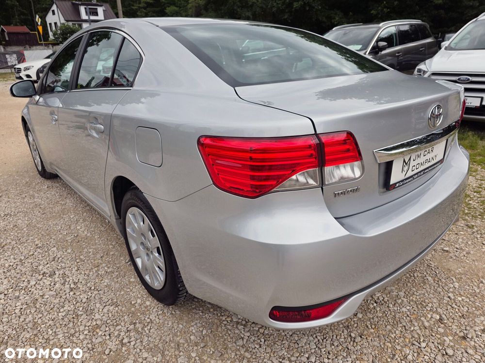 Toyota Avensis - 20