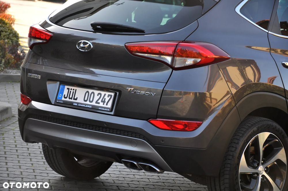 Hyundai Tucson 2.0 CRDI 2WD Style - 11