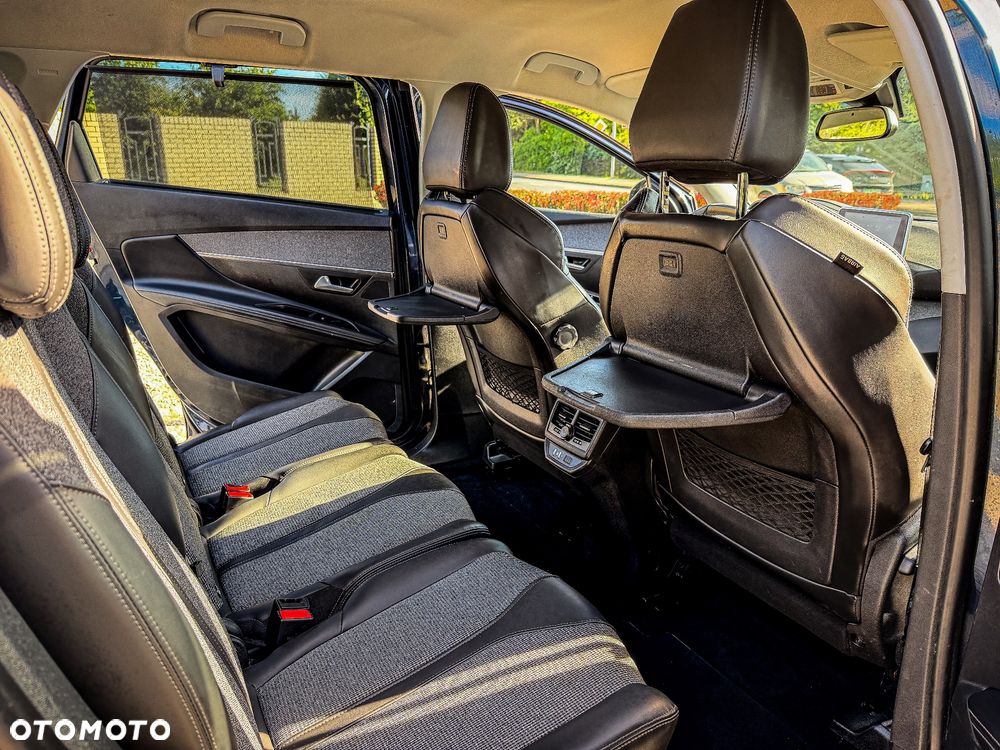 Peugeot 5008 PureTech 130 EAT6 Allure - 8