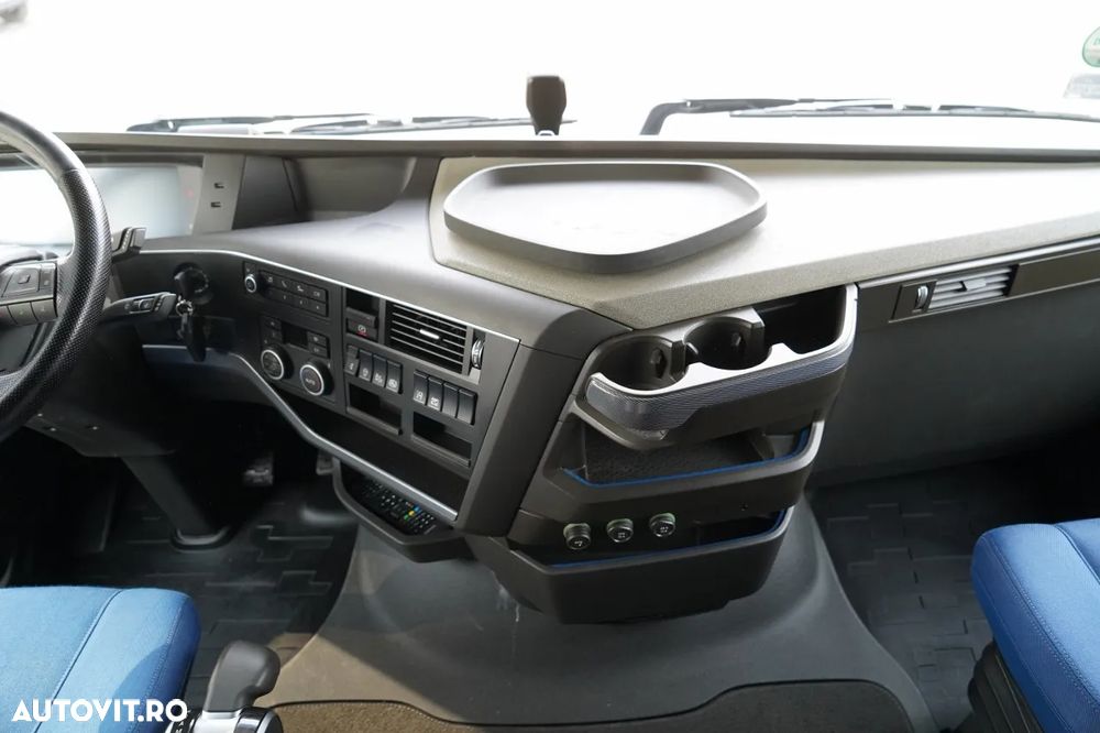 Volvo FH 460 / I-SHIFT / I-SAVE / TV / EURO 6 - 31