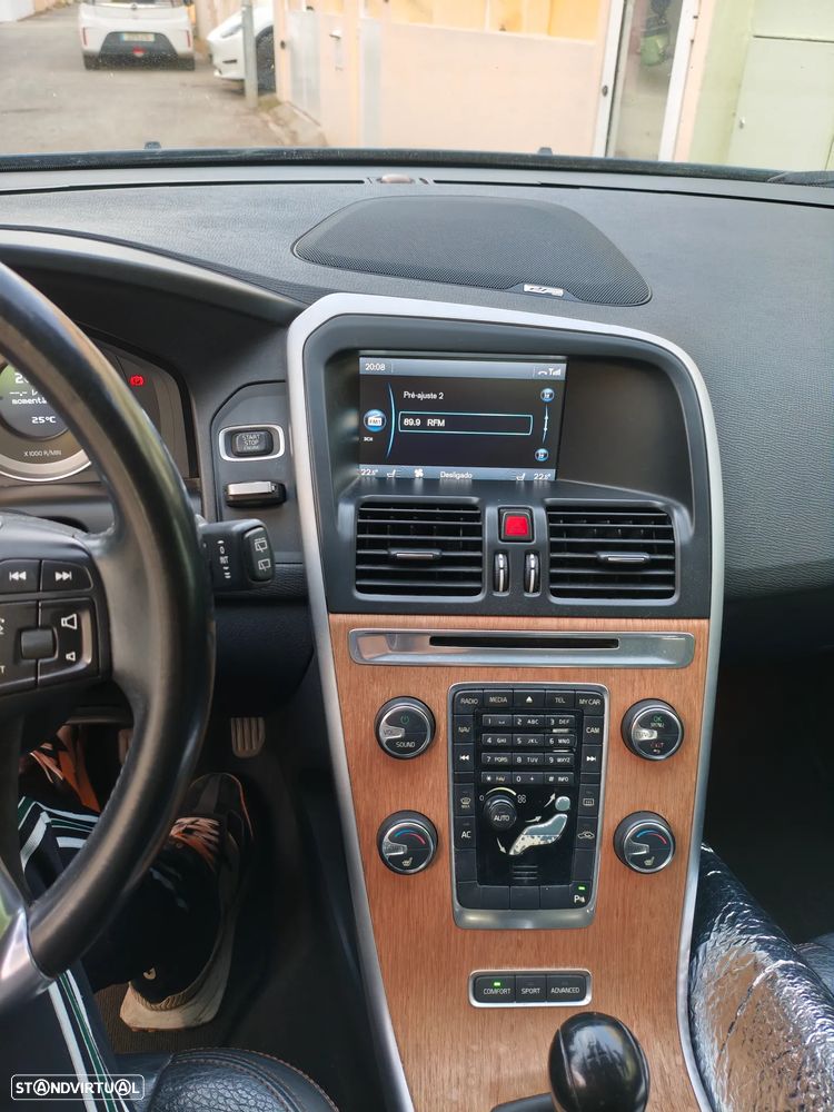 Volvo XC 60 2.0 D3 Drive Summum - 7