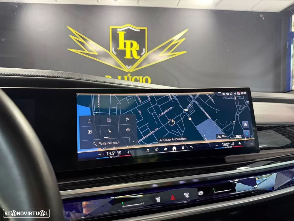 BMW i7 eDrive50 Pack Desportivo M - 48