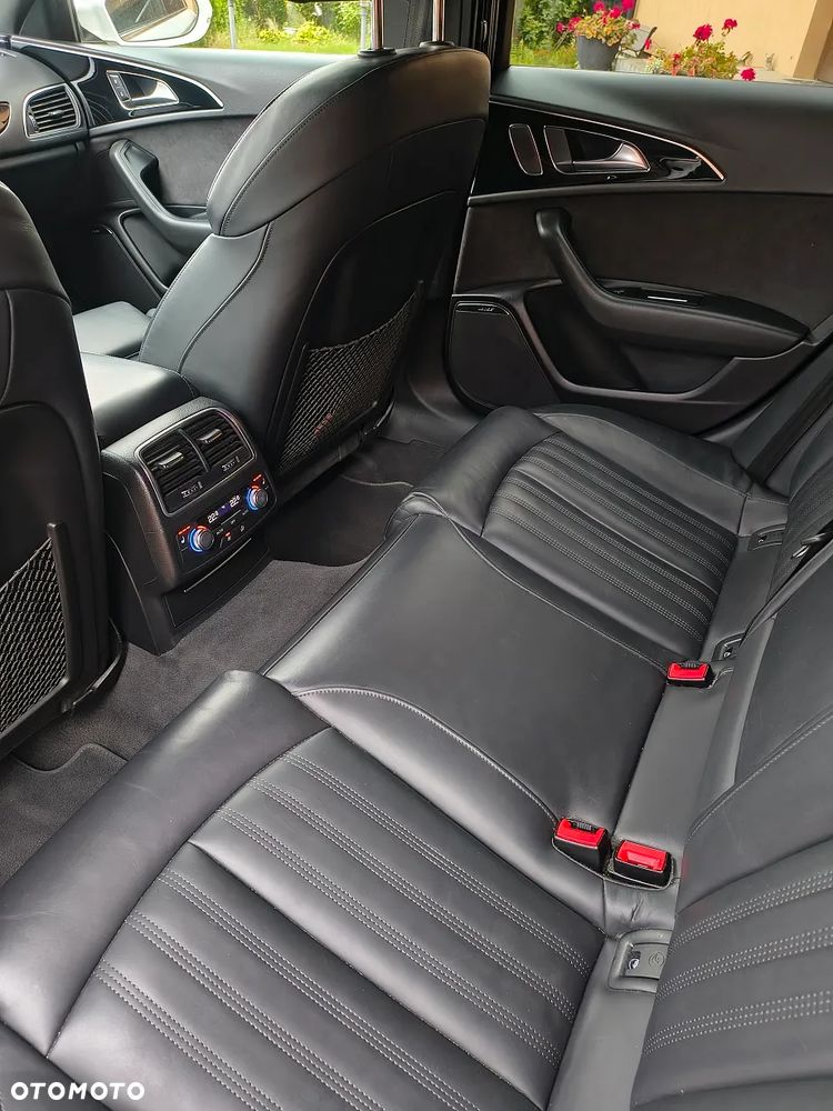 Audi A6 Avant - 14