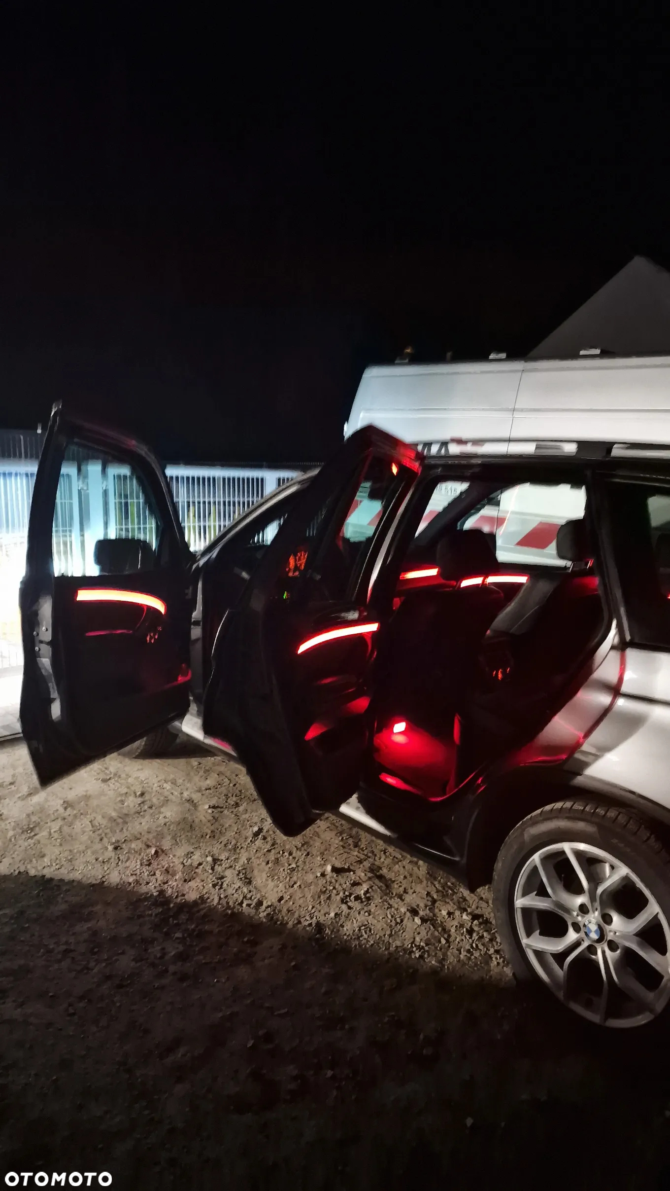 BMW X5 4.4i - 13