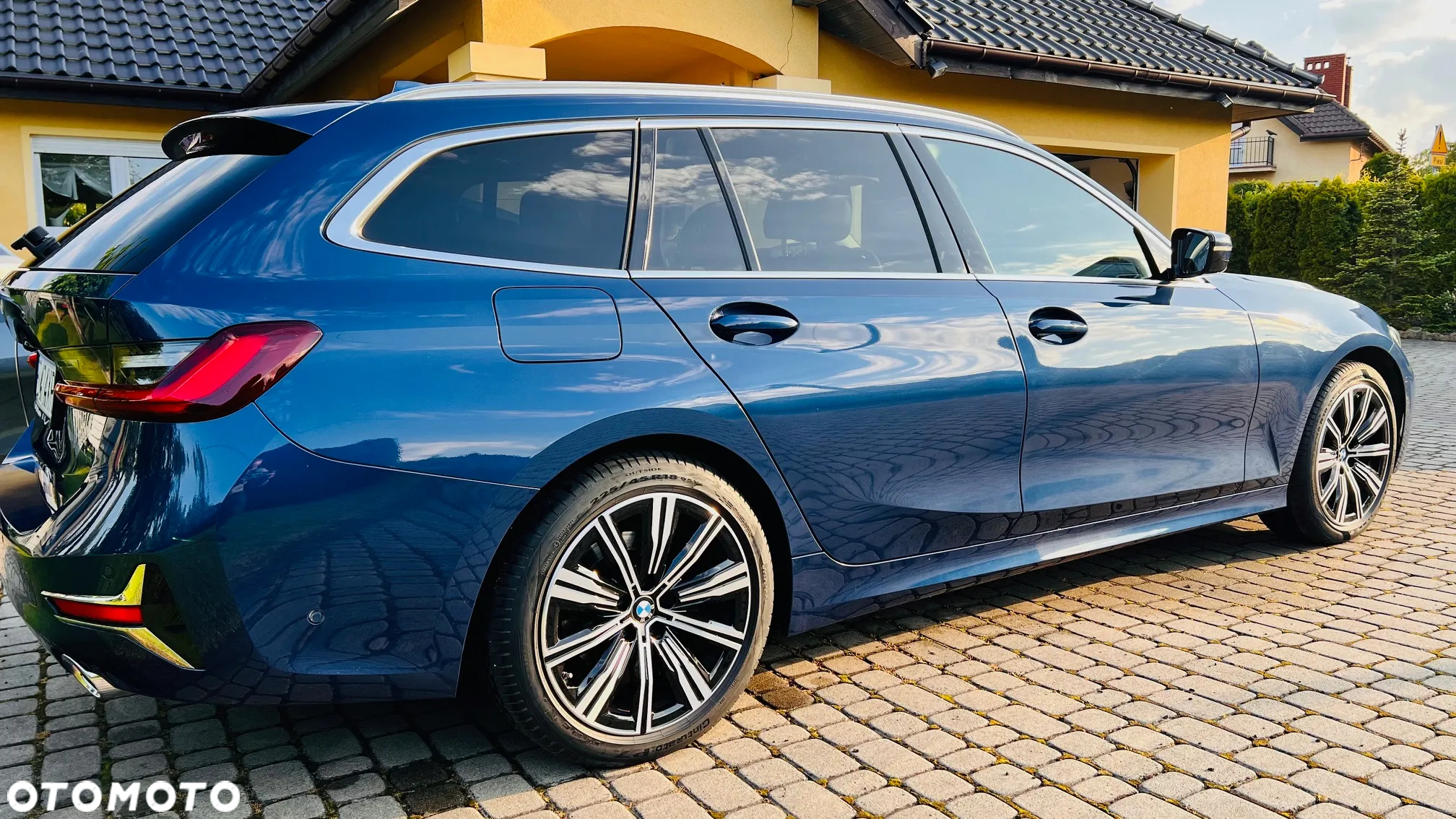 BMW Seria 3 320d xDrive Luxury Line sport - 12