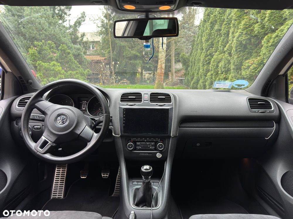 Volkswagen Golf - 12