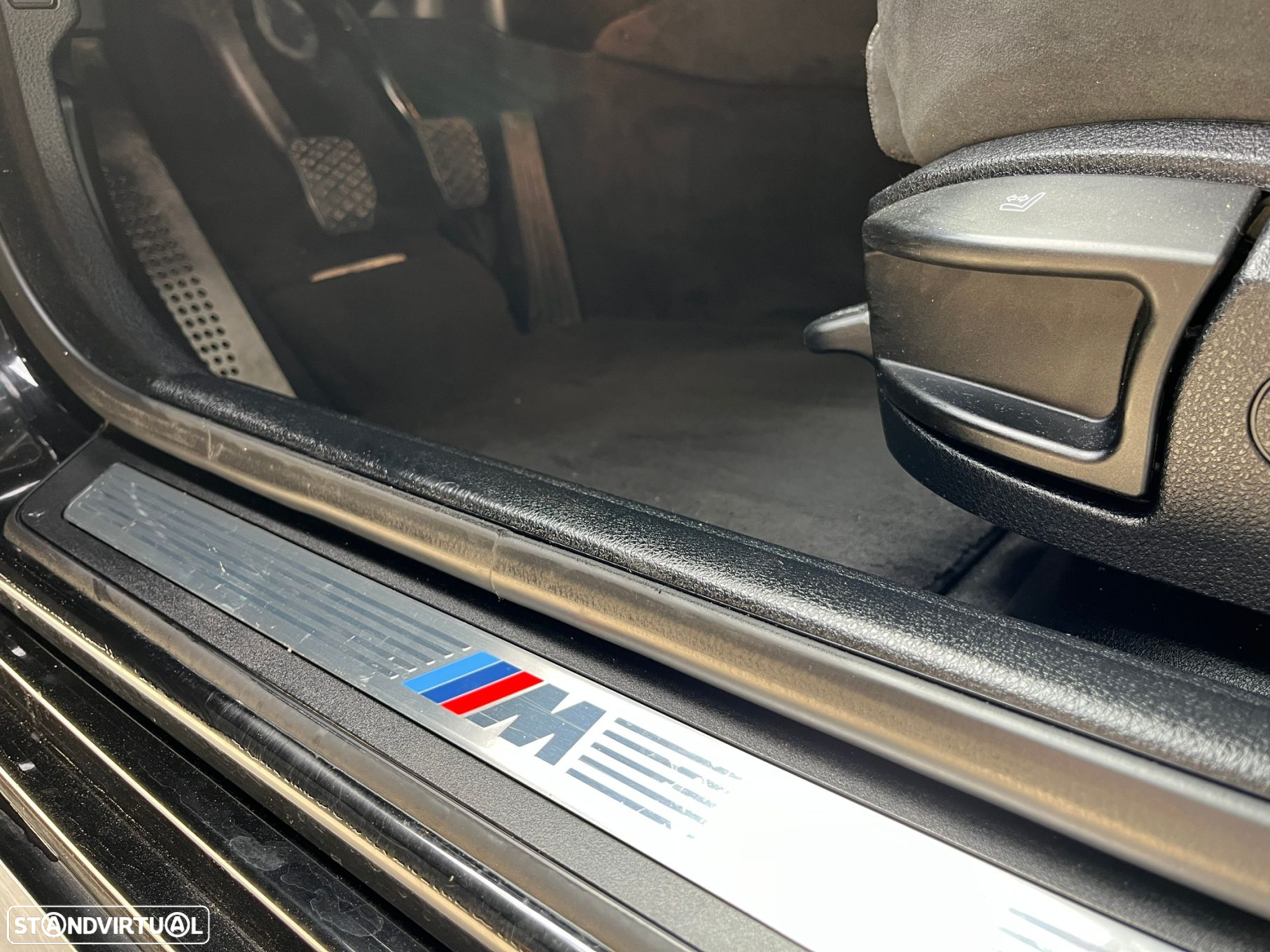 BMW 520 d Pack M - 14
