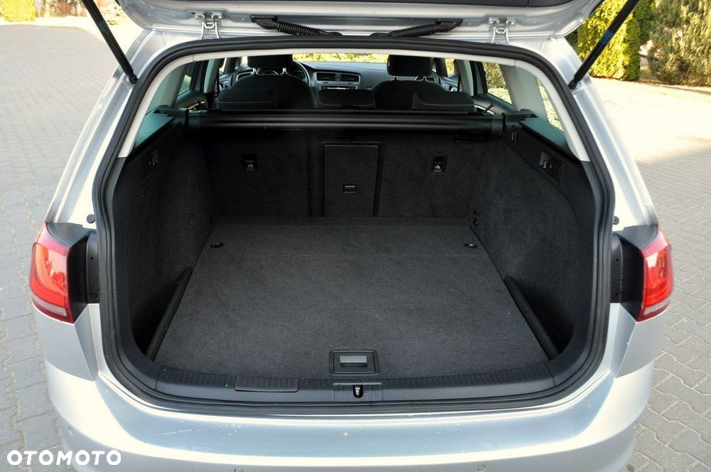 Volkswagen Golf - 38