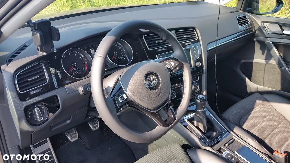 Volkswagen Golf VII 1.4 TSI BMT Highline - 8
