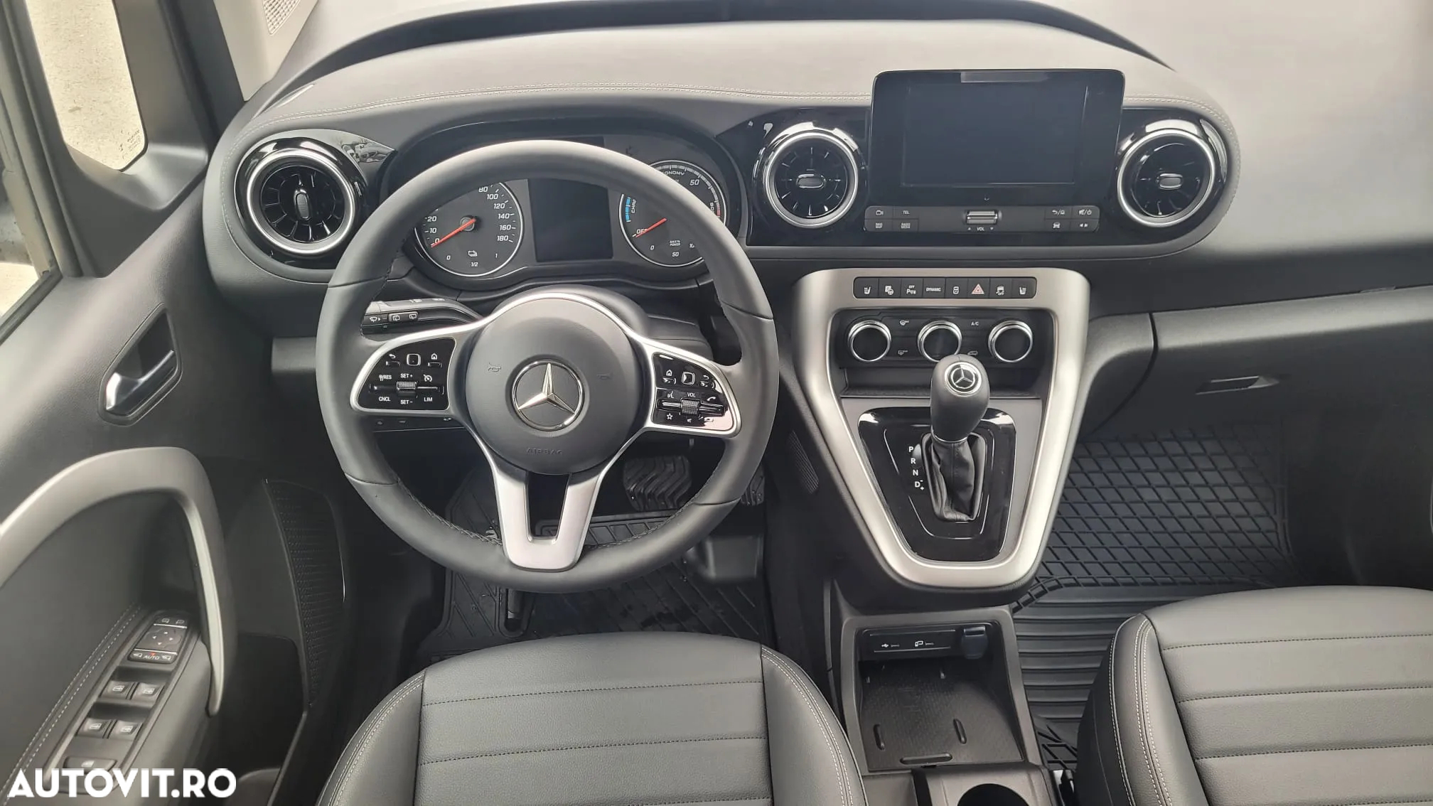 Mercedes-Benz EQT Clasa Combi 45 kWh 122CP PREMIUM - 9