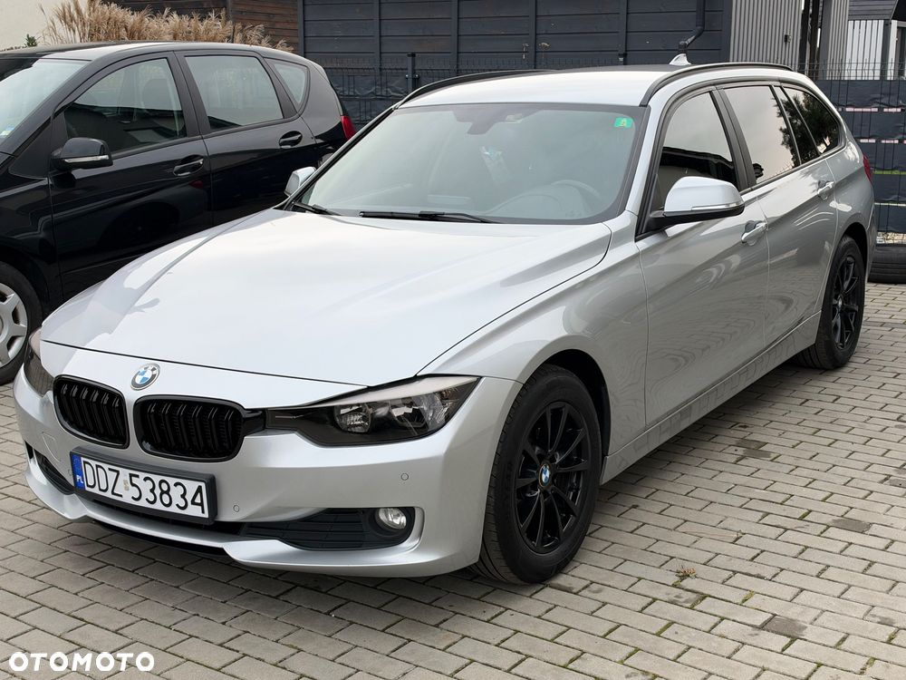 BMW Seria 3 318d DPF Edition Sport - 20
