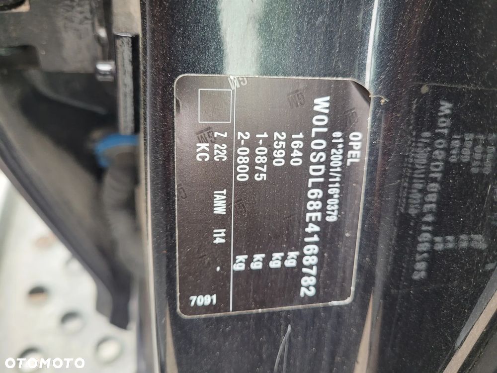 Opel Corsa 1.4 16V Innovation - 4