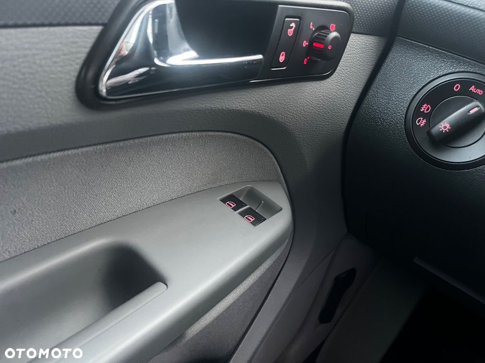 Volkswagen Caddy 1.6 Life Style (5-Si.) - 19