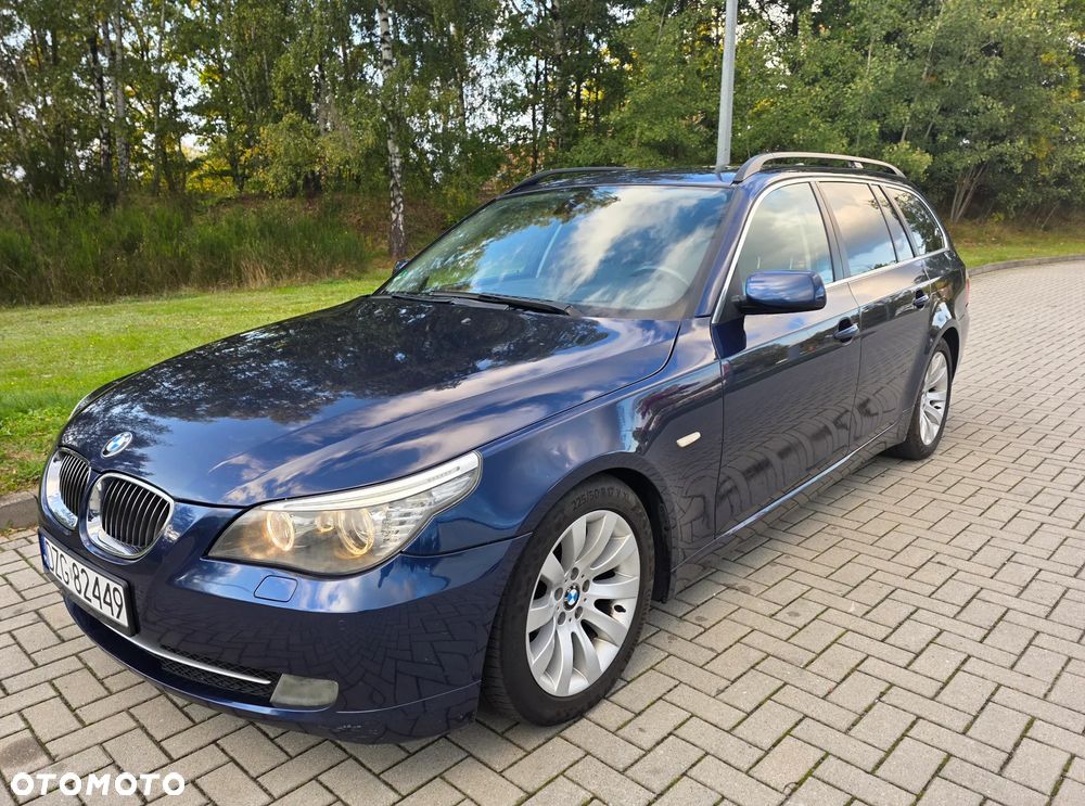 BMW Seria 5 525d Touring - 1