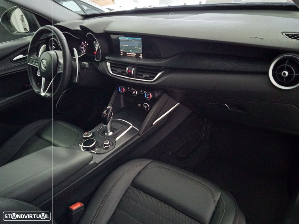 Alfa Romeo Stelvio 2.2 D Super AT8 - 9