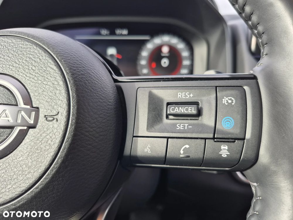 Nissan Qashqai 1.3 DIG-T MHEV Tekna Xtronic - 28