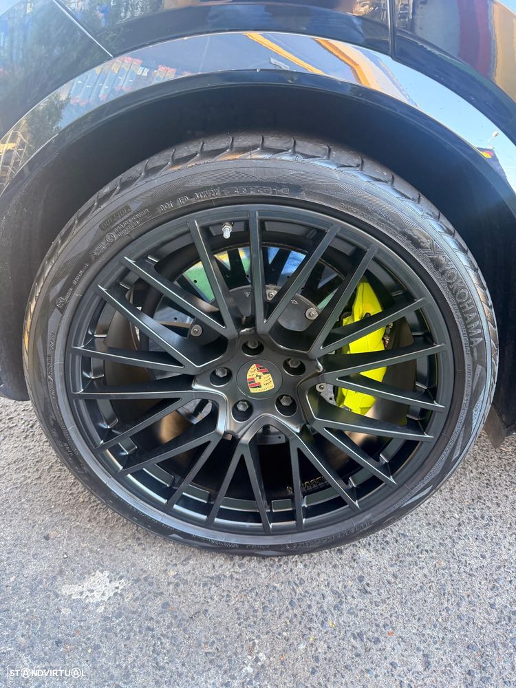 Porsche Cayenne Coupé Turbo S E-Hybrid - 43