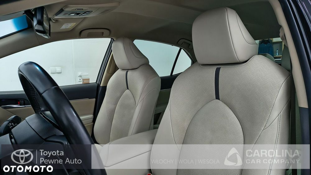 Toyota Camry 2.5 Hybrid Executive CVT - 15