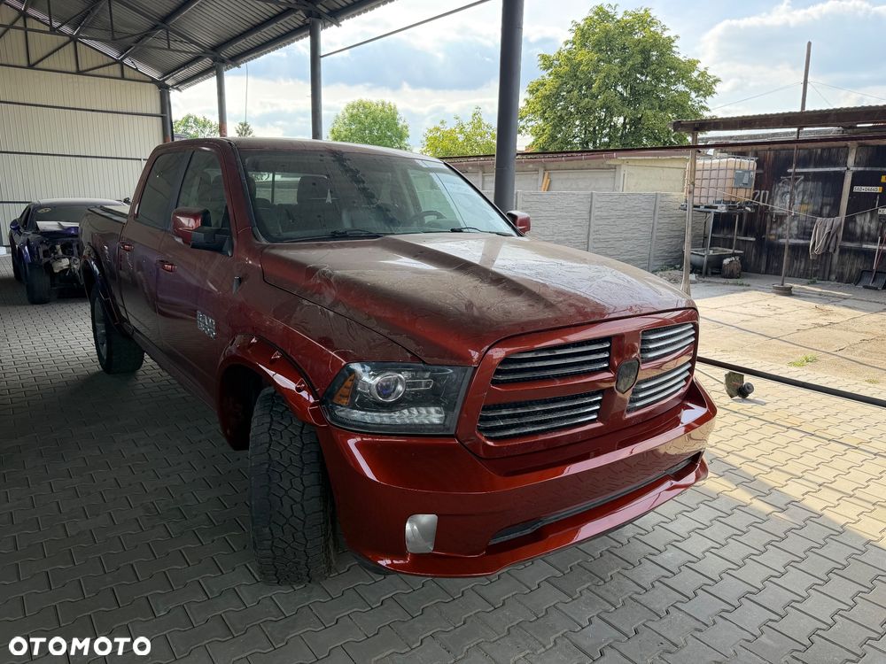 Dodge RAM 5.7 4x4 - 2