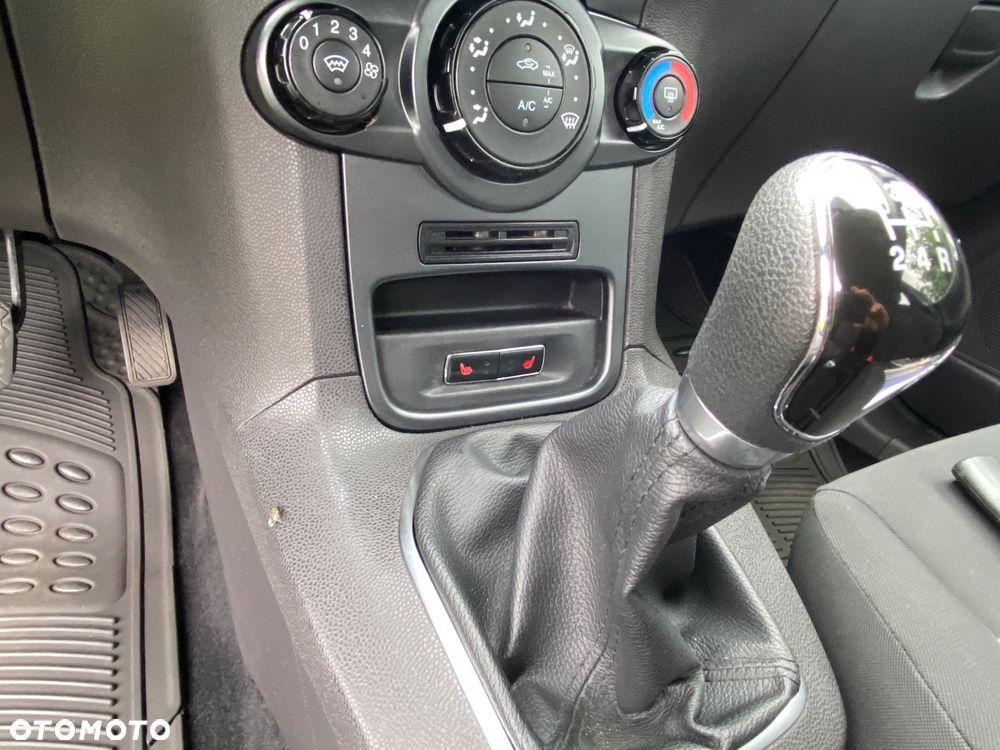 Ford Fiesta 1.25 Titanium - 12