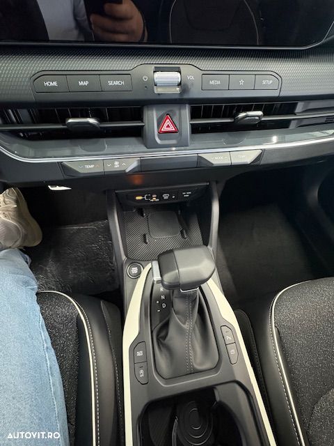 Kia K4 1.6 T-GDI 7DCT GT Line+ - 11