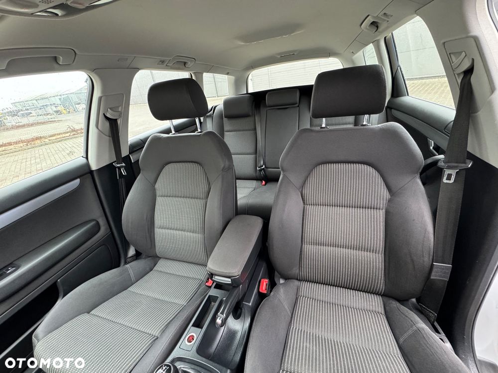 Audi A4 Avant 2.0 TDI DPF - 15