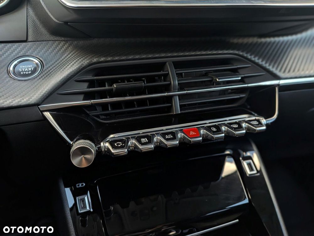 Peugeot 2008 1.2 PureTech Active Pack S&S EAT8 - 31
