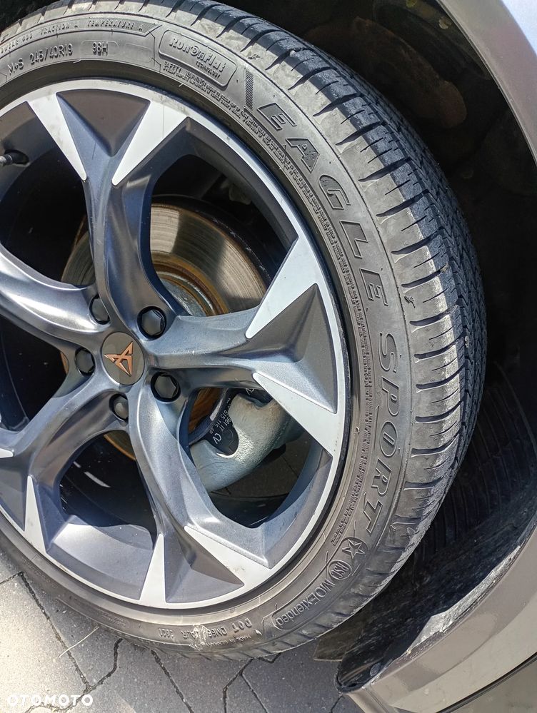 Cupra Formentor 1.4 e-Hybrid DSG - 16