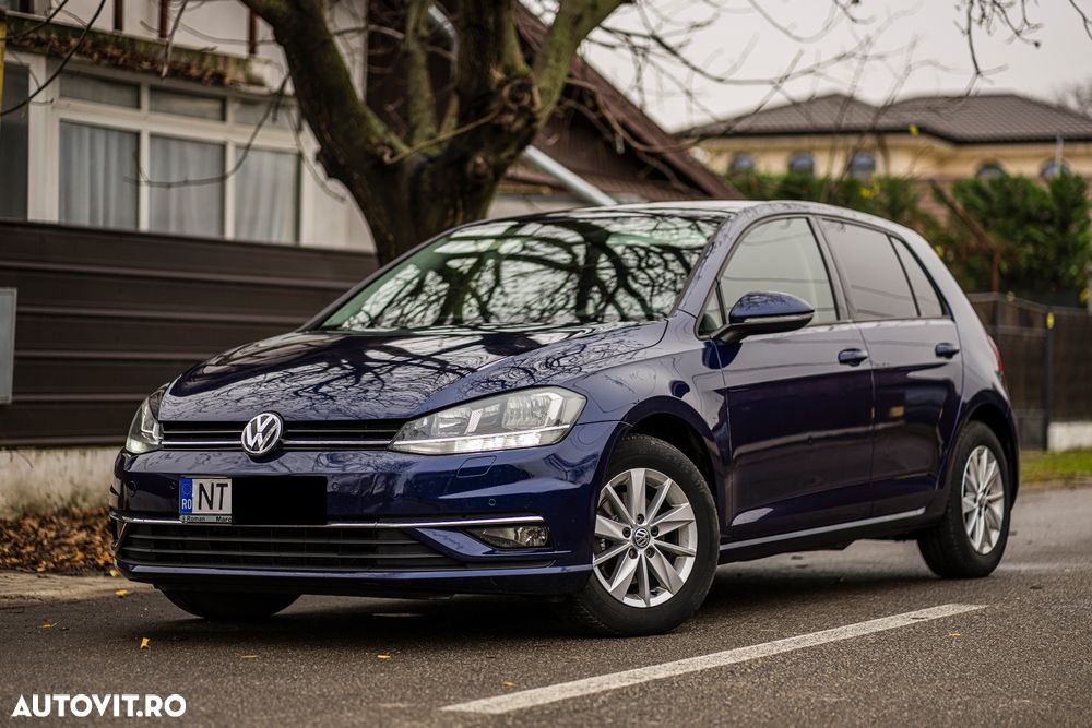 Volkswagen Golf 1.0 TSI Trendline - 1