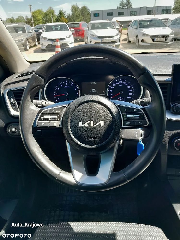 Kia Ceed 1.5 T-GDI M - 12