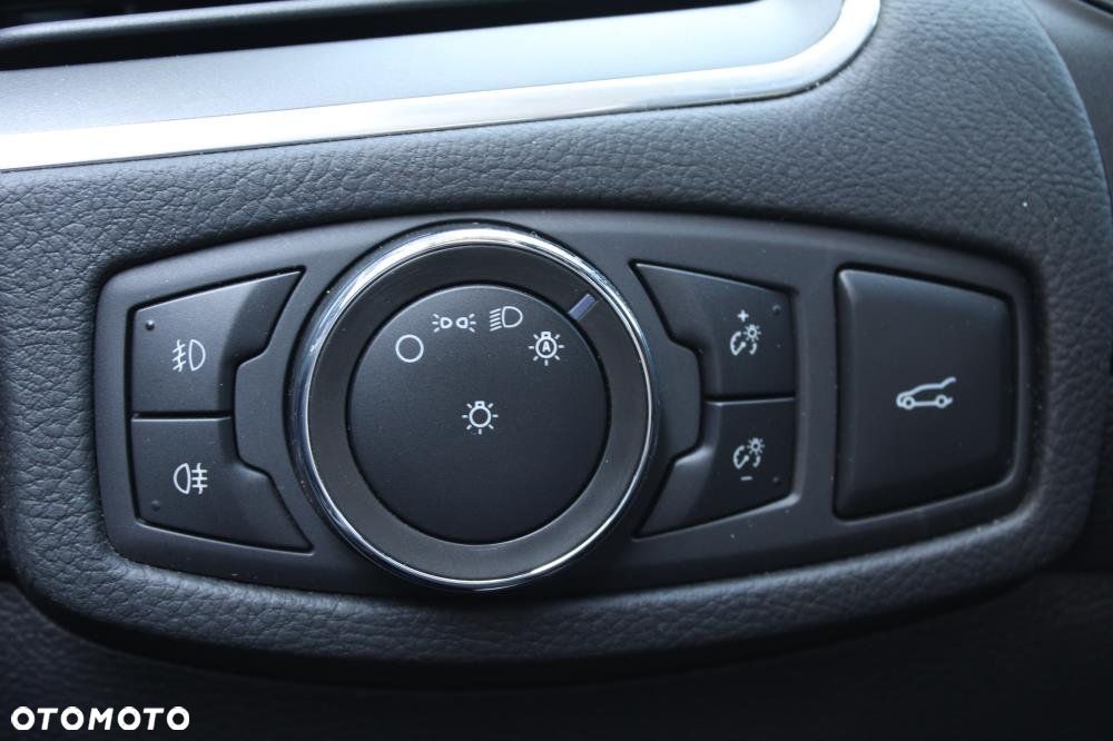 Ford S-Max - 16