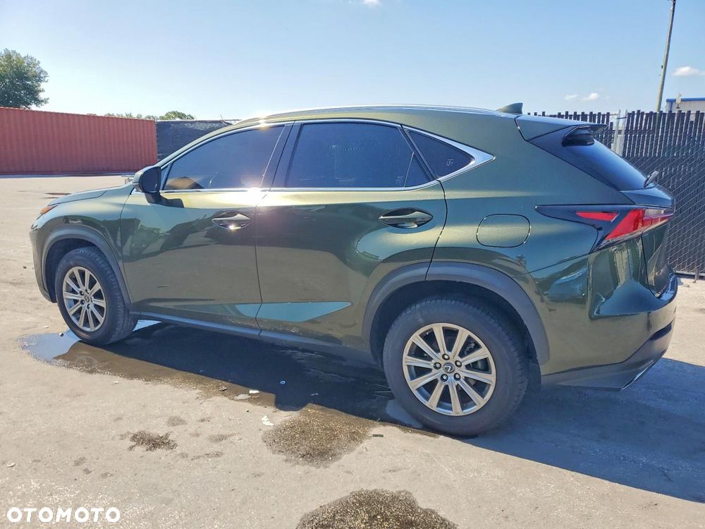 Lexus NX 200t AWD - 3