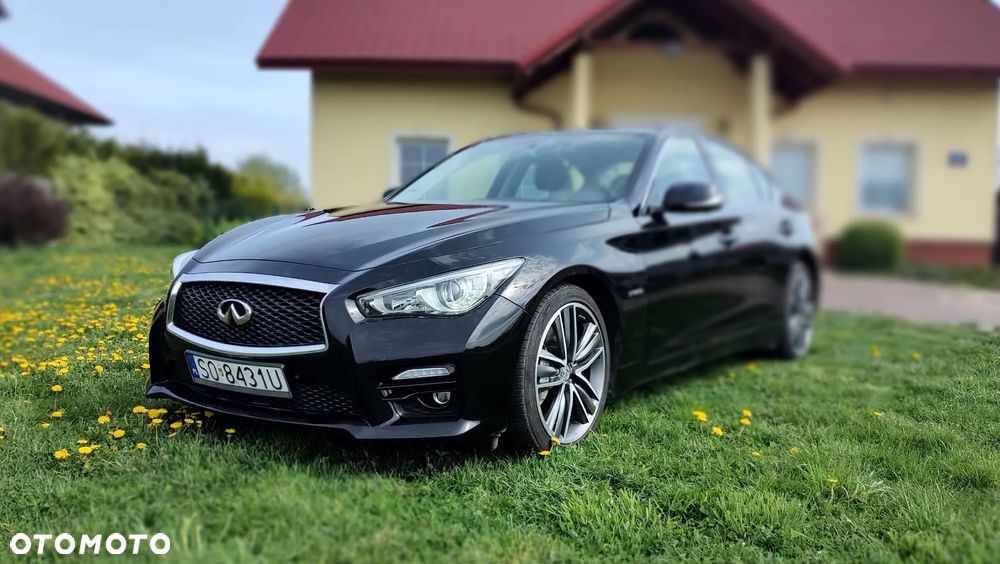 Infiniti Q50 - 2