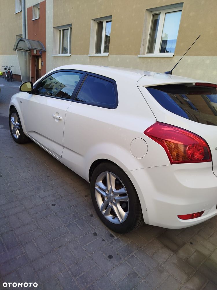 Kia Ceed 1.6 CVVT EX - 4
